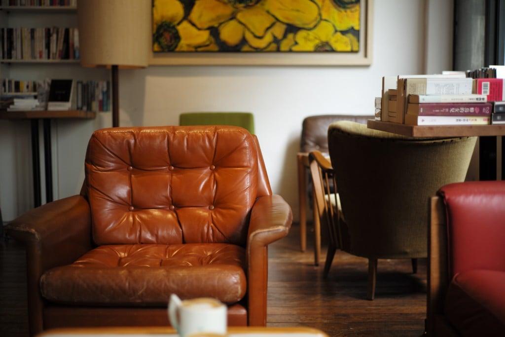 Your Guide On How To Create 1970s Interior Design
